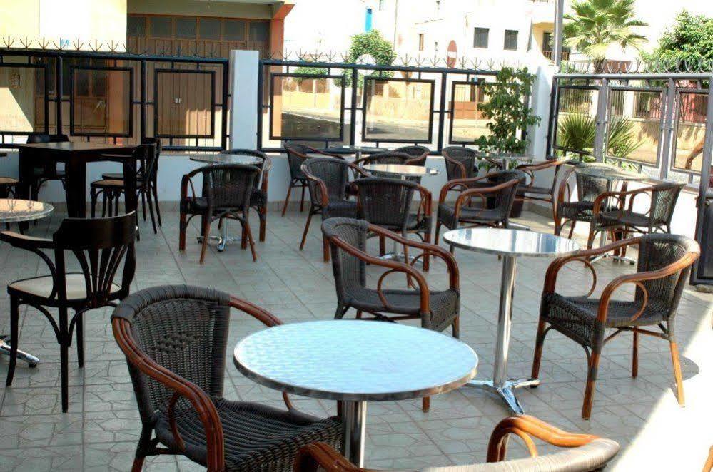 Hotel Roterdao ปรายา ภายนอก รูปภาพ